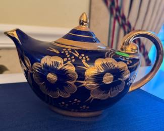 Arthur Wood Aladdin Teapot
