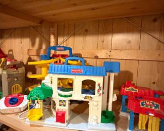 Vintage Fisher Price Little People