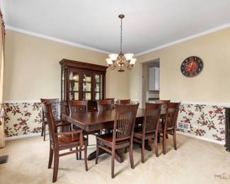 Canadel Pedistal Table , 10 chairs , Buffet/Hutch