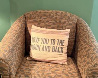 Barrel Accent Chair
