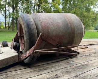 Cement misser for three point hitch tractor. Complete??