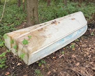 Jon boat, needs wood on seats replaced