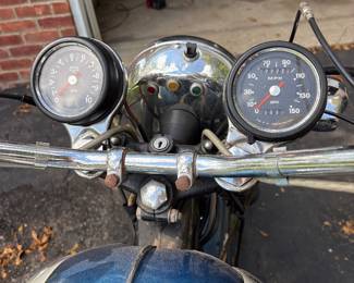 View of the intruments of the vintage 1972 Triumph 650 Tiger