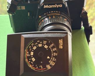 vintage Mamiya ZE 35mm SLR film camera with Popular 25THC Thyristor hot-shoe flash unit
