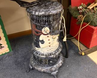 Christmas decoration made from a kerosene heater