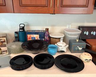 Crystal tumbler set NIB and Pampered Chef items