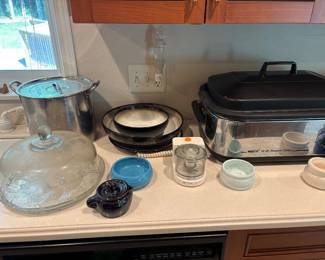 Slow cooker and vintage pottery