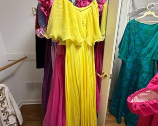 vintage gowns & dresses