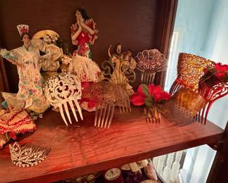 vintage flamenco hair combs & dolls
