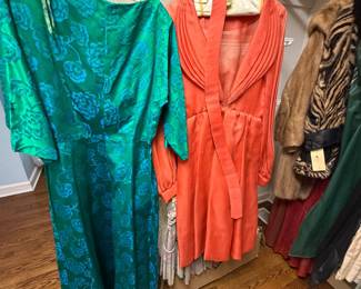 vintage gowns & dresses