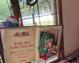 1996 Heirloom Collection Christmas Carols Ornament