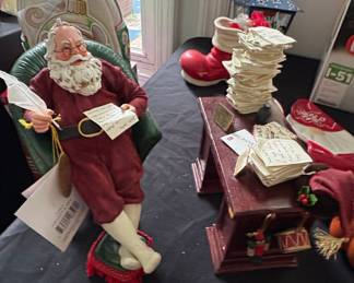 Possible Dreams Clothtique Naughty & Nice Santa