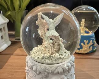 San Francisco Music Box Company Hummingbird Snow Globe