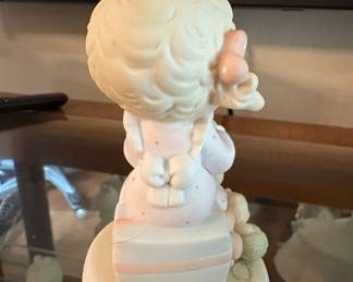 Precious Moments My Love Will Keep You Warm Figurine 272957