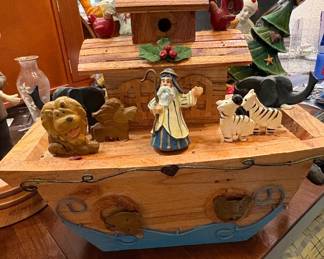 Decorative Wooden Noah's Ark Figurine