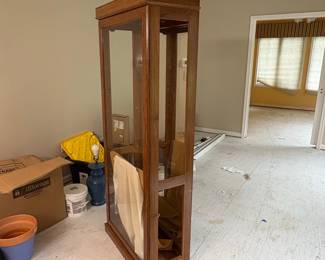 Furniture Oak Curio Display Cabinet