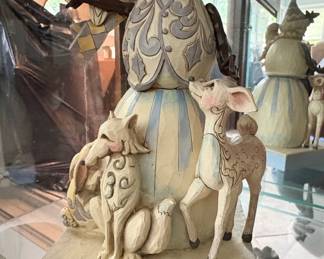Jim Shore Heartwood Creek Warm Winter Kindness Figurine