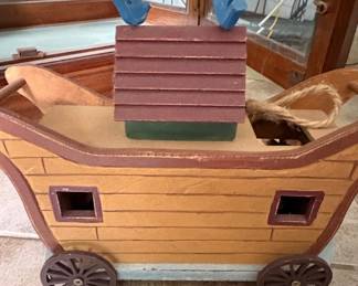 Vintage Transfer International Noah's Ark Pull Toy