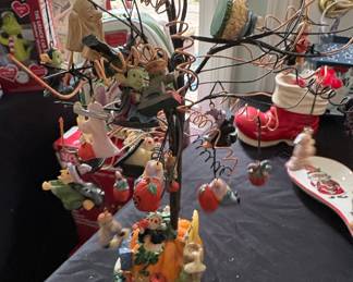 Halloween Pumpkin Ornament Display Tree with Figurines