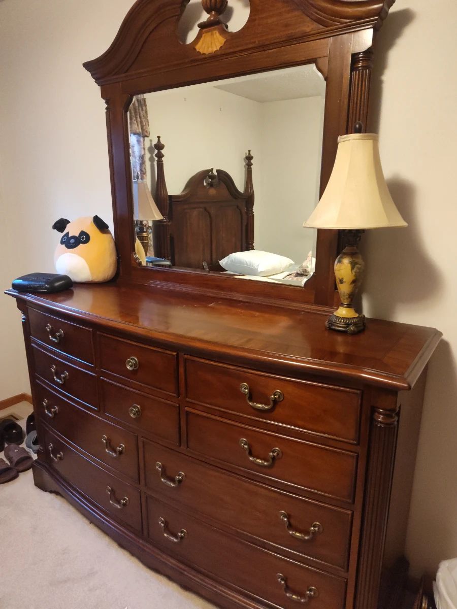 BRITANNIA LEGACY BEDROOM SET