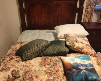 BRITANNIA BEDROOM SET