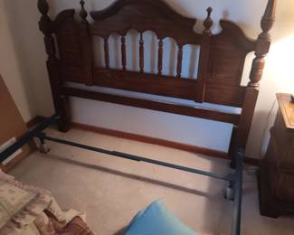 VINTAGE SUMTER CABINET COMPANY BEDROOM SET