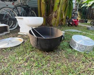 Cast iron King Cooker