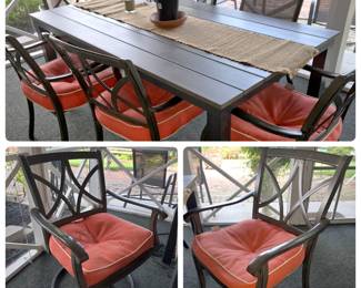 Gorgeous patio table and 5 chairs
