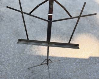 Easel