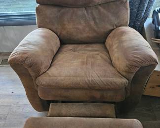 Brown Fabric Recliner second image