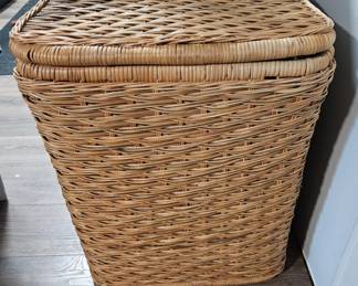 Woven Rattan Laundry Hamper with Lid