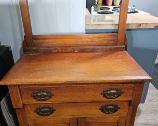 Antique Oak Washstand h l w