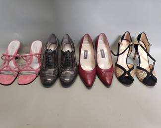 Lot 317  Group of womens shoes