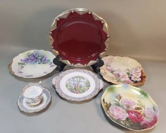 Lot 579  Group of vintage and antique China pieces