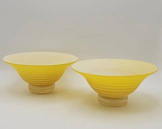 114  Lot 320h  Pair of vintage Midcentury Modern handblown