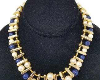 Lot 489  Vintage statement costume necklace