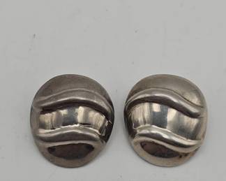 147  Lot 33h  Vintage Taxco Mexico modernist sterling silver