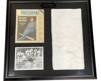 053  Lot 545h  Framed entertainer Little Richard signed photo