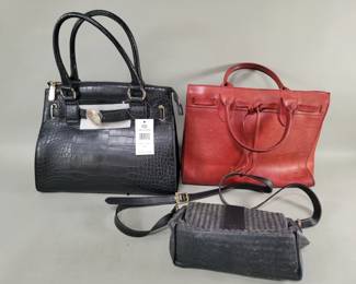 Lot 307  Group of womens handbags