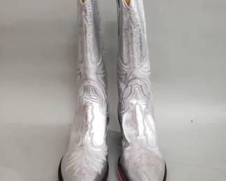 Lot 239  Back At The Ranch silver metallic womens cowboy