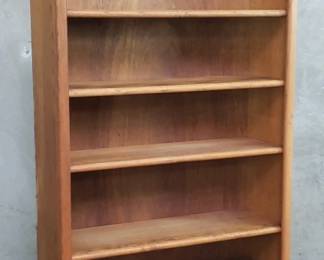 069  Lot 558  Vintage oak bookcase