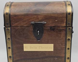 Lot 593h  Wood vintagestyle treasure chest with