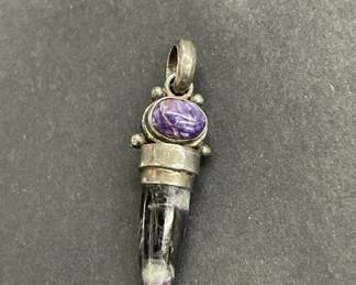 139  Lot 475h  Vintage sterling silver and amethyst pendant