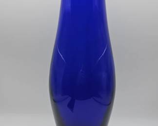 185  Lot 422h  Vintage Eastern Glass cobalt blue handblown art