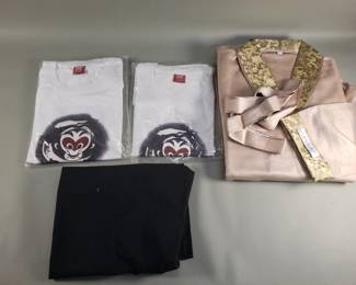 Lot 345  Hongping robe and tshirts