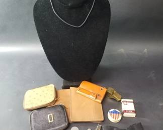 Lot 101  Wallets, key holders, bowtie, Hickok belt