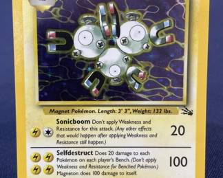 Lot 328h  1999 Pokemon stage 1 Magneton holo card