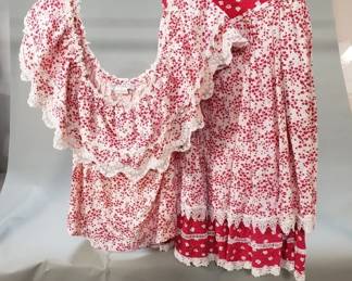 Lot 116  Vintage Jessica McClintock 2piece cotton set,