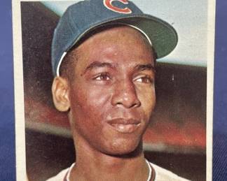 Lot 329h  1964 Topps Ernie Banks baseball card