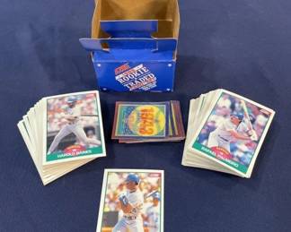Lot 550h  1989 score Ken Griffey Junior rookie card